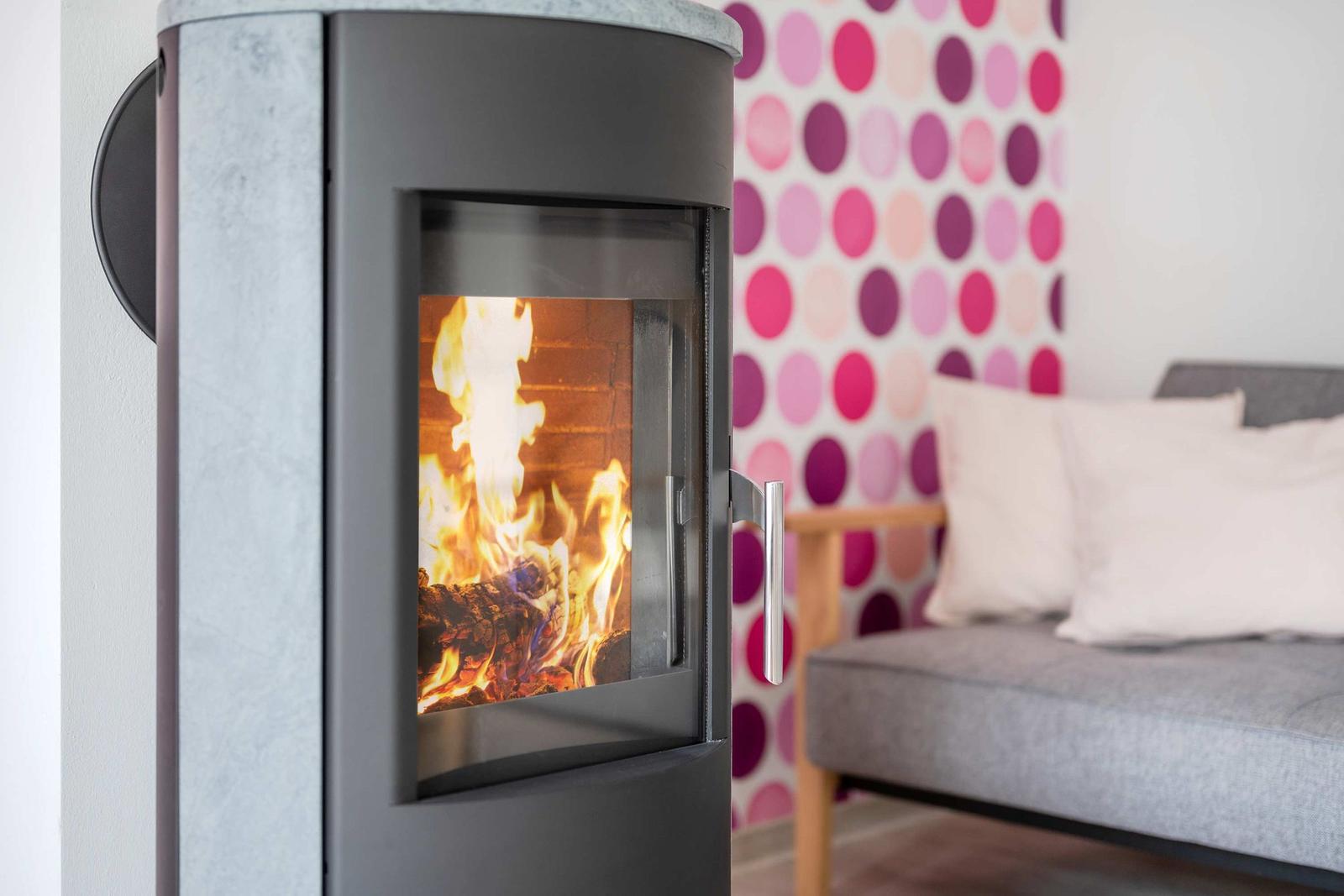 Kamin-/Ofen