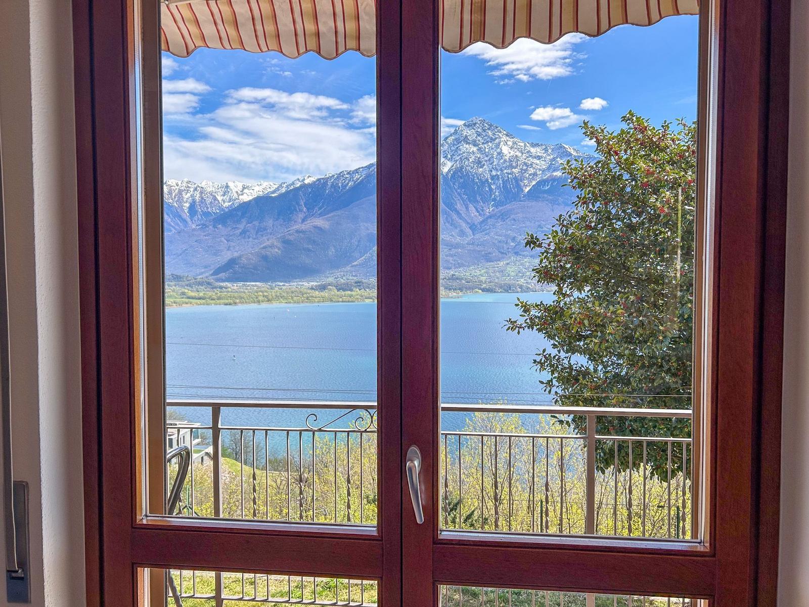 Bergblick vom Wohnzimmer aus