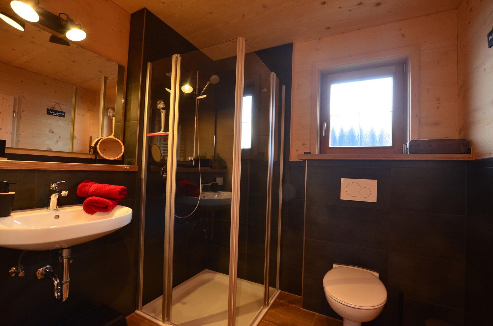 Badezimmer EG