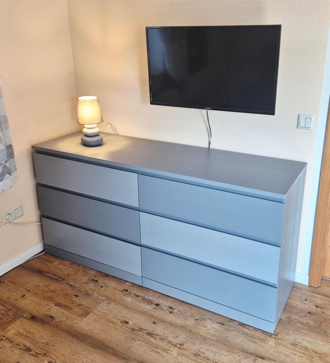 Flachbildschirm im Wohnzimmer