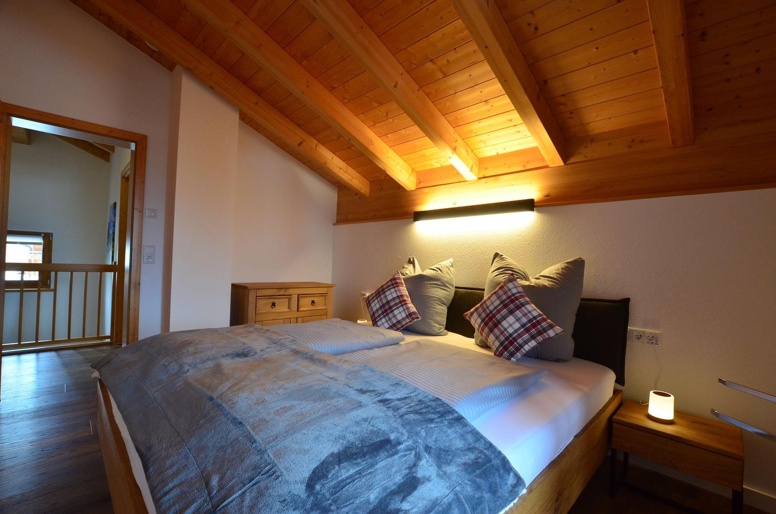 Schlafzimmer 2