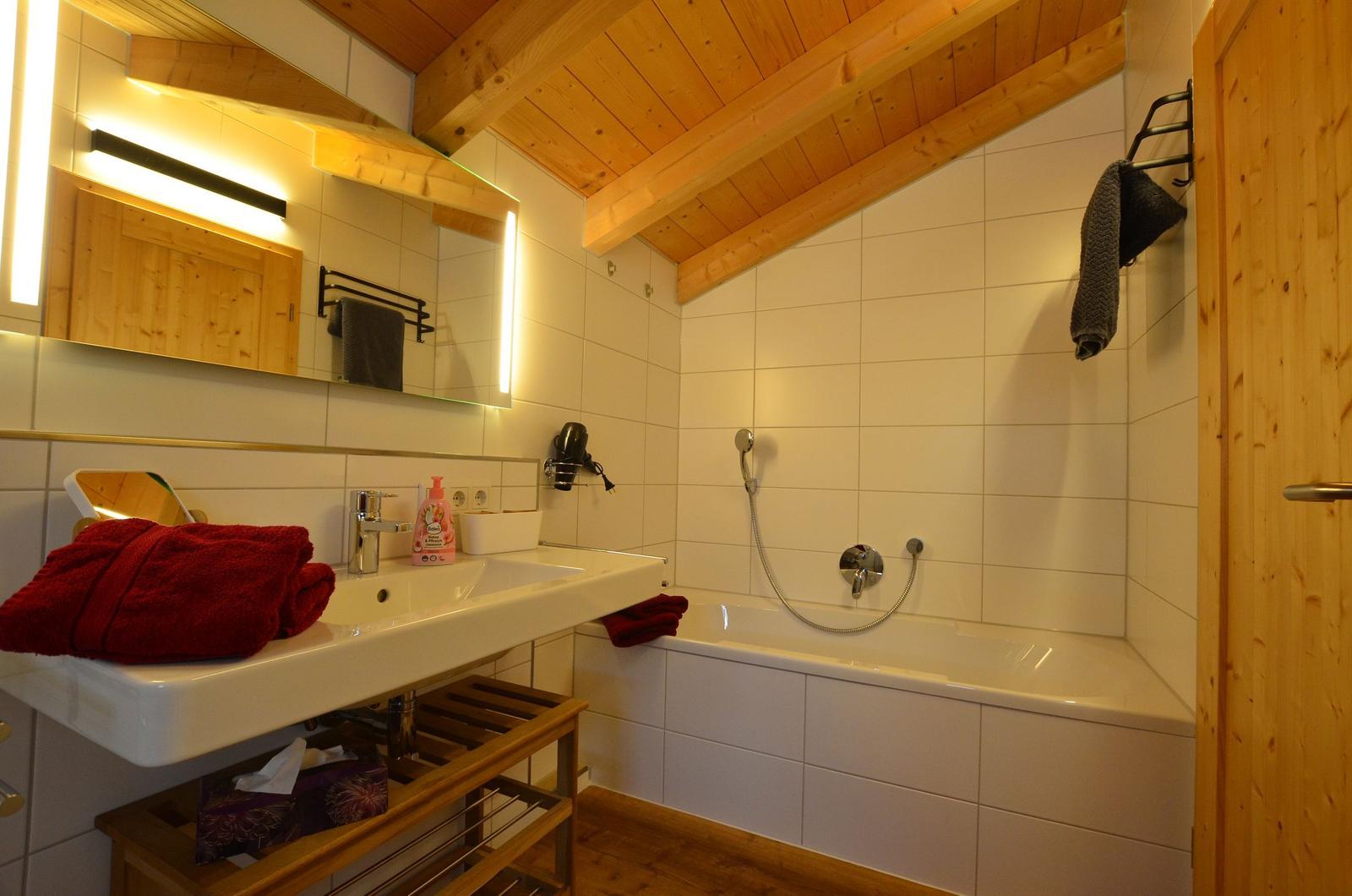 Badezimmer OG