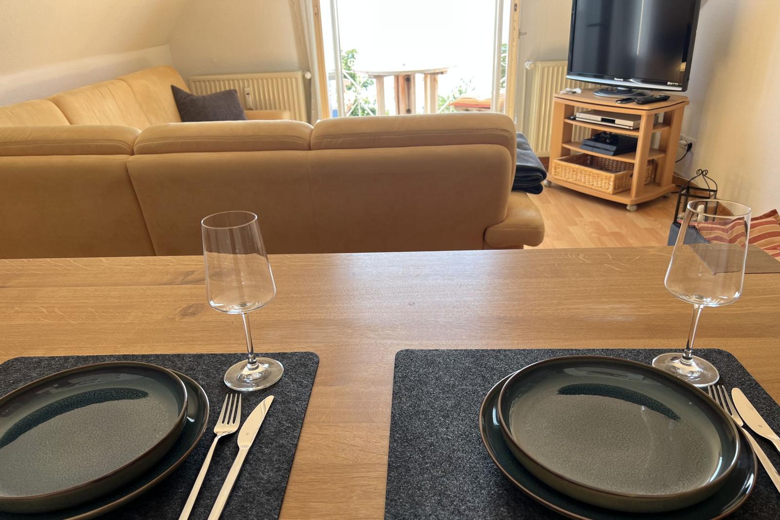 Esstisch im Wohnzimmer