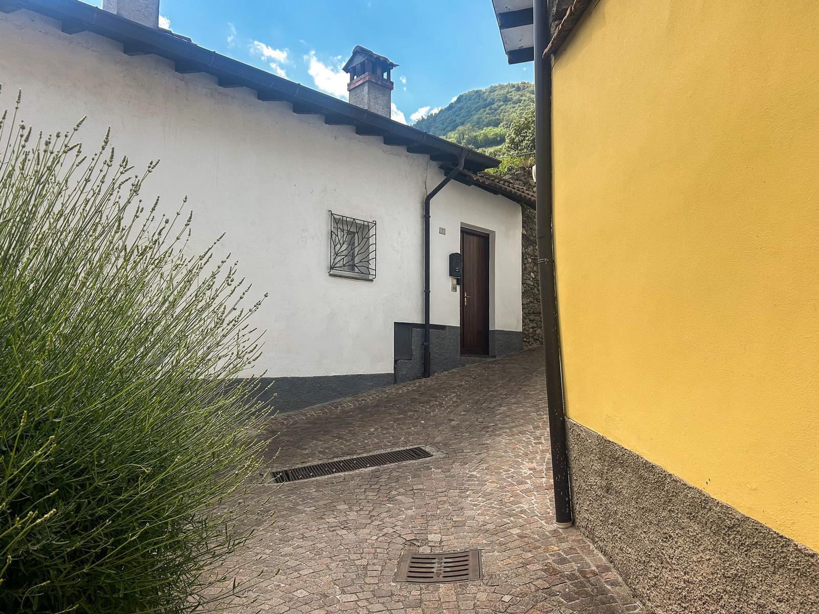Facade / entrance