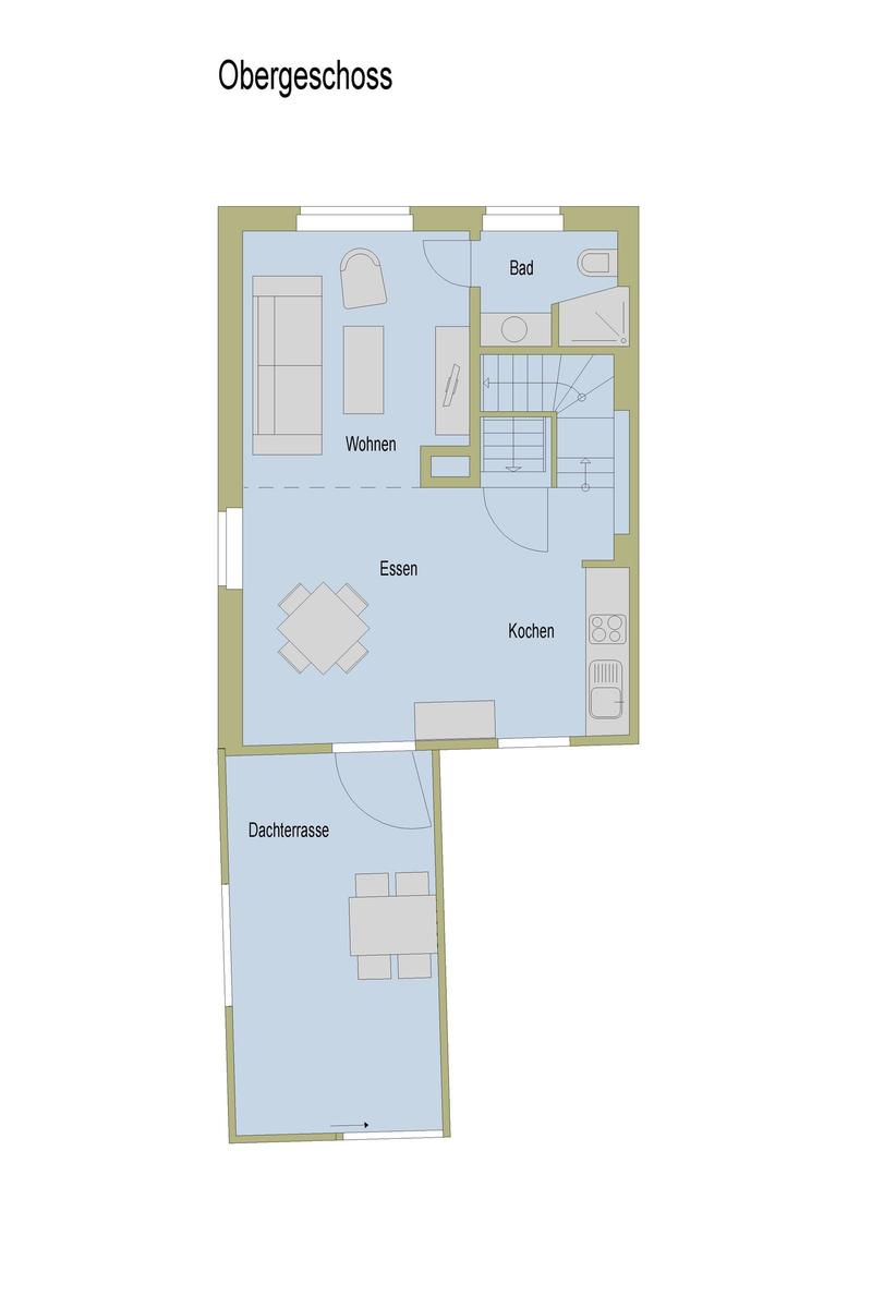 Haus mit weißer Fassade und rotem Dach, umgeben von Grünflächen und Bäumen.