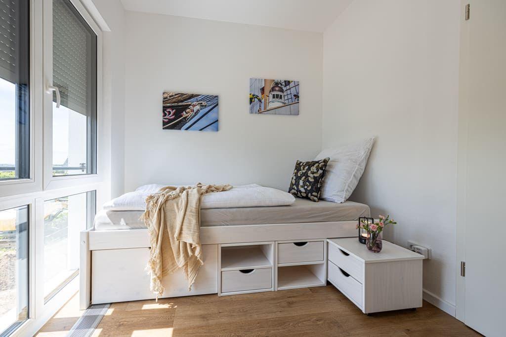 Schlafzimmer mit zwei Einzelbetten...
