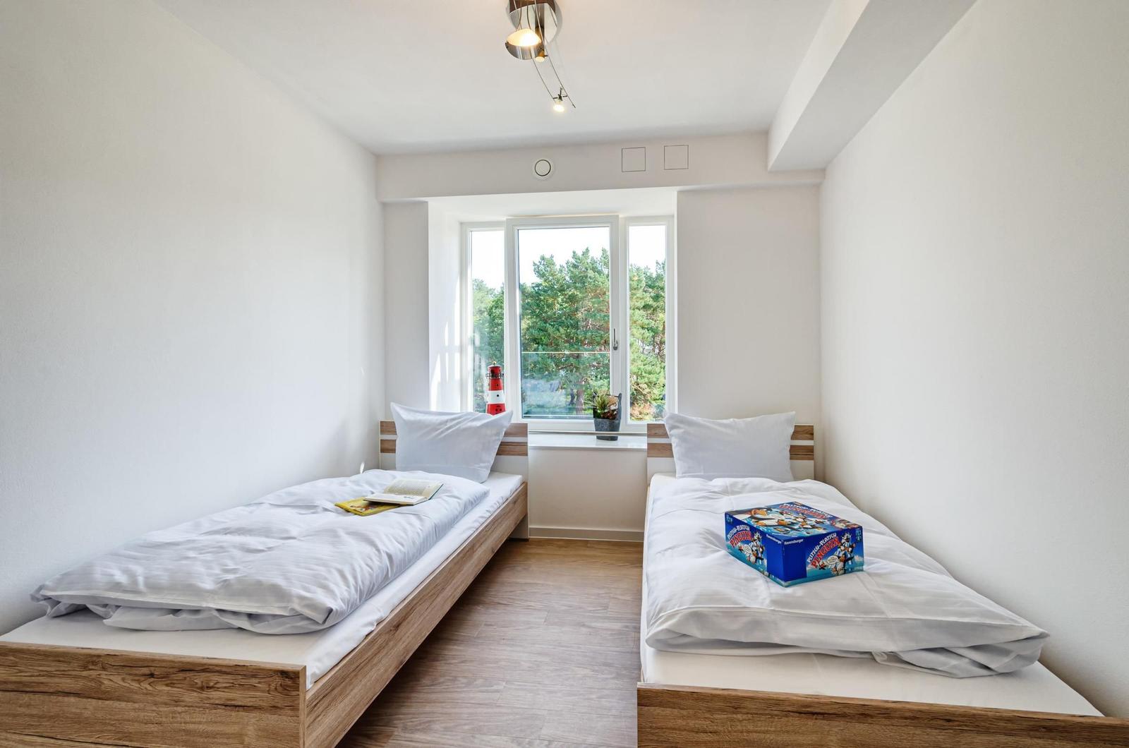 Schlafzimmer 2: 2xEinzelbetten (90x200)