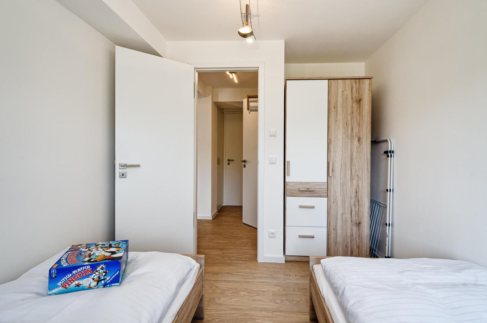 Schlafzimmer 2: 2xEinzelbetten (90x200)