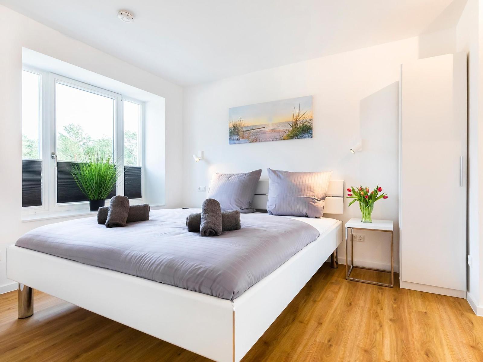 2 Schlafzimmer: 2 x Doppelbett (180 x 200cm)