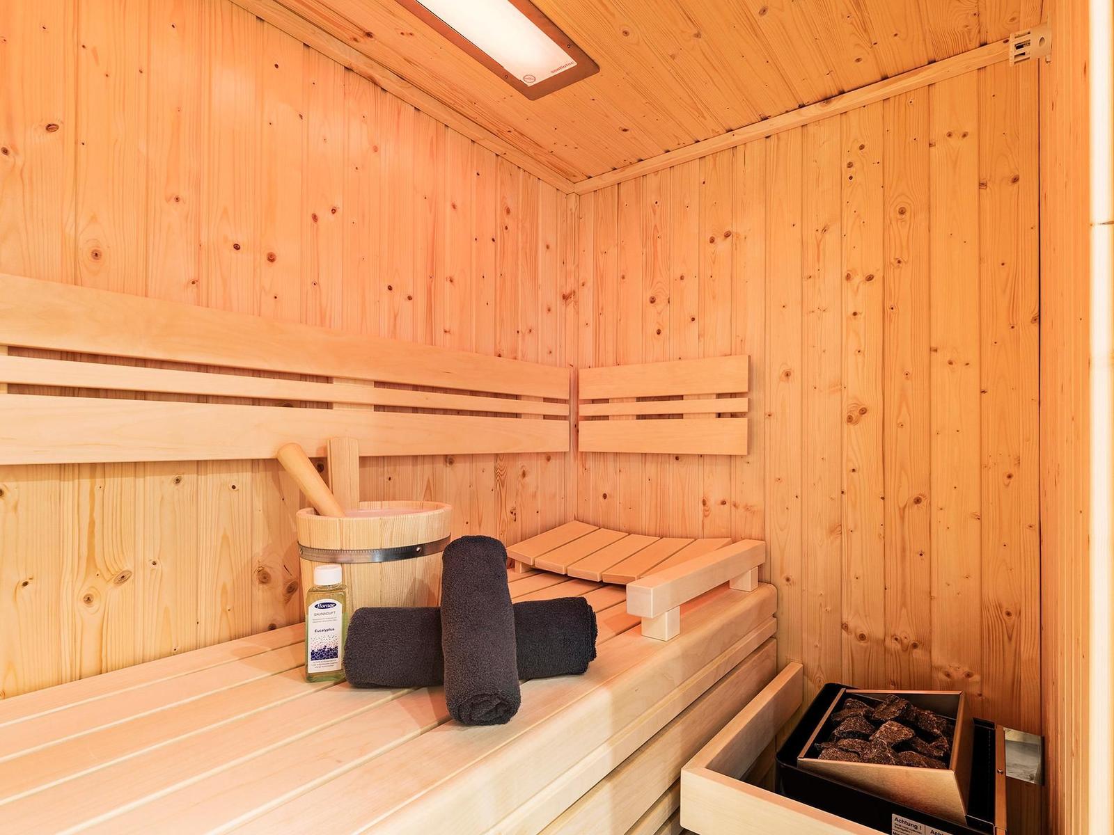 Sauna mit Infrarot Wärmestrahler