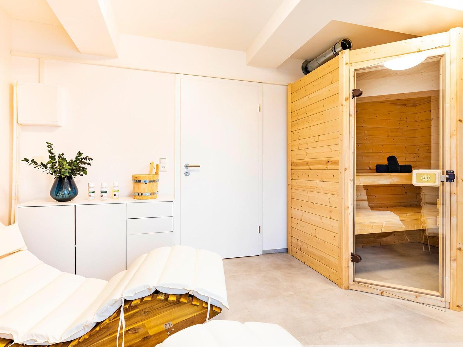 Private Sauna mit 2 Liegen