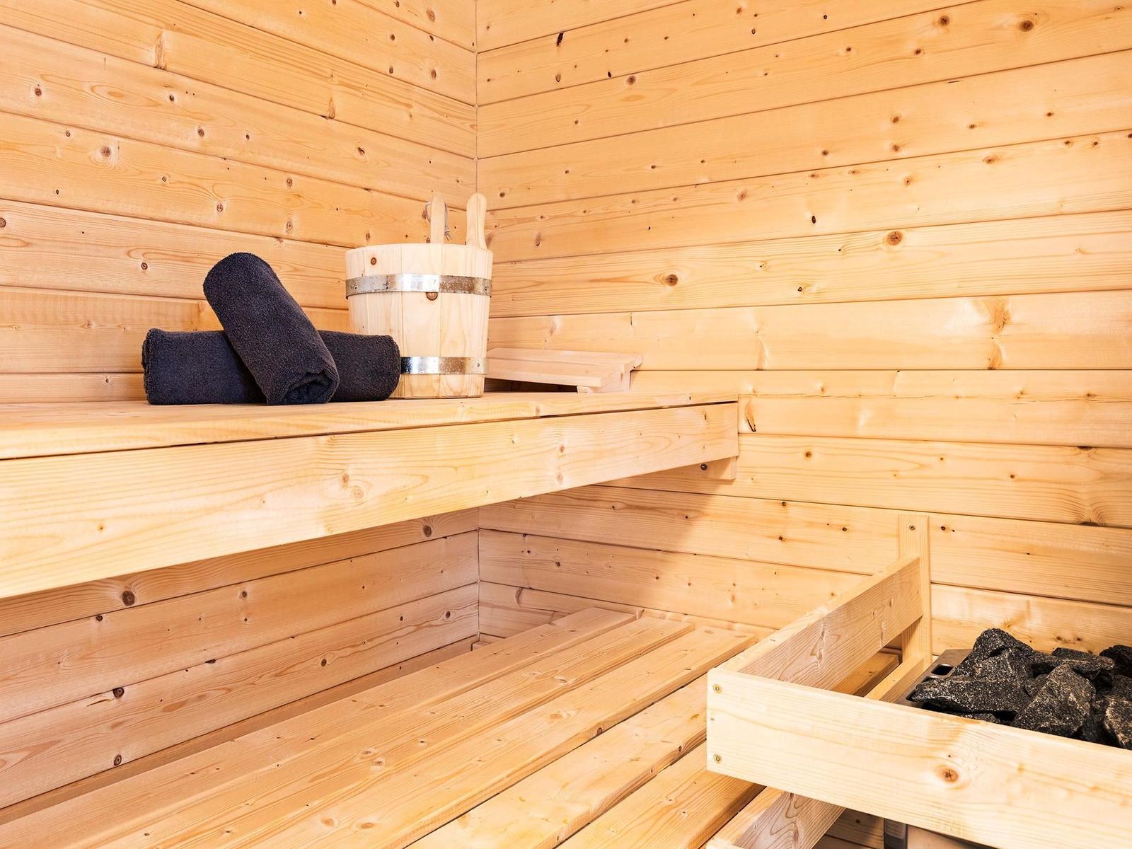 Private Sauna mit 2 Liegen