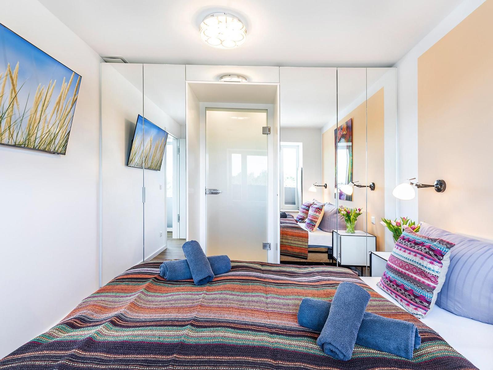 Schlafzimmer mit Doppelbetten 160x200