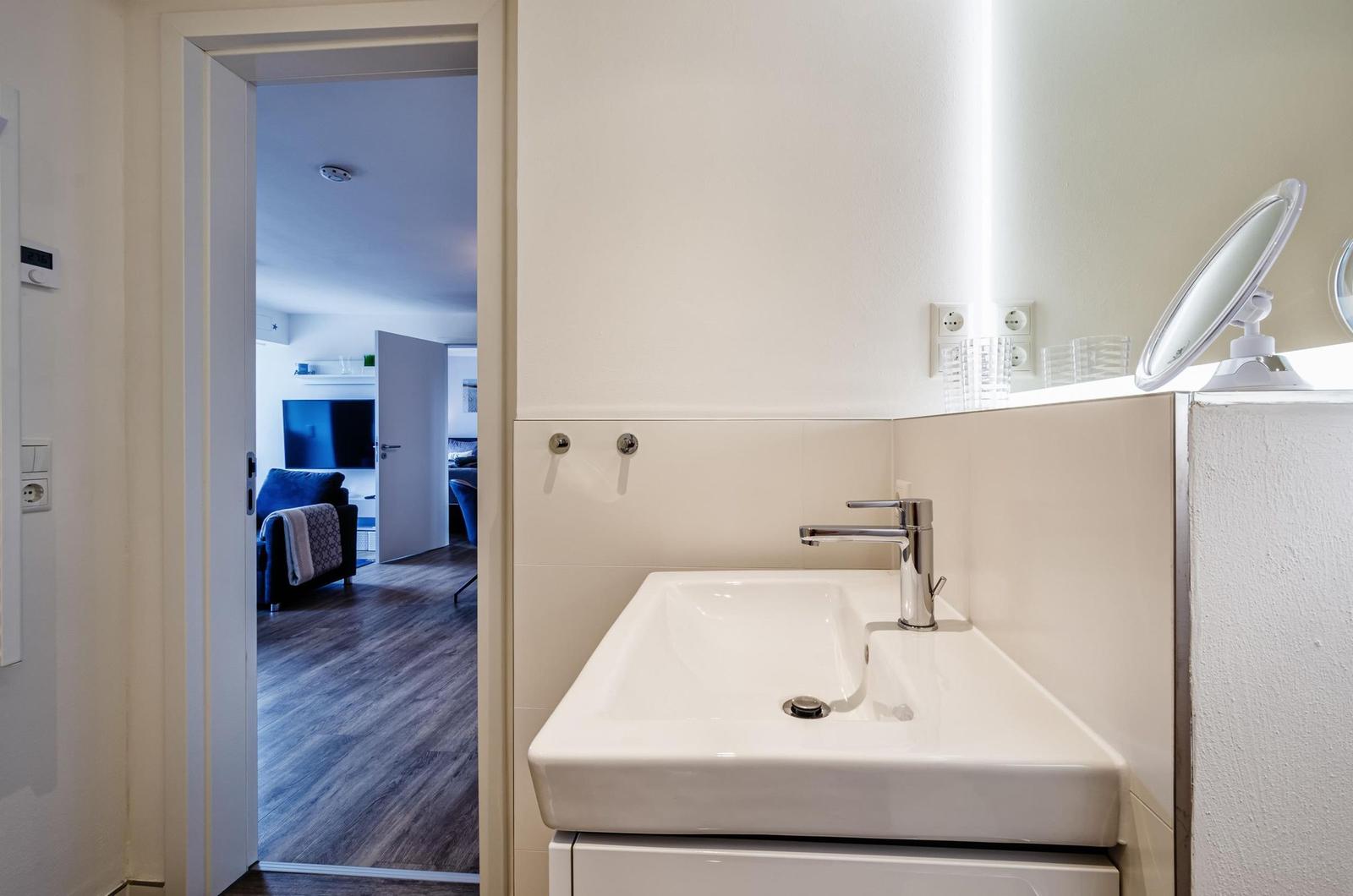 Badezimmer: Dusche, WC