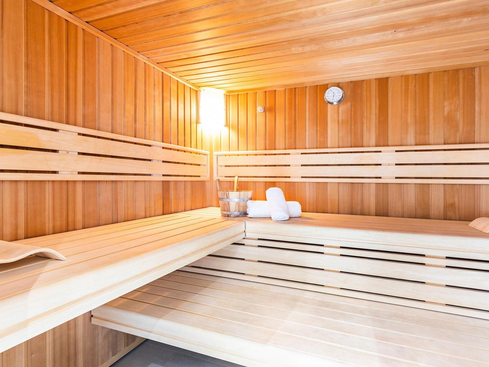 Gemeinschafssauna: Sky-Sauna 5.OG (mit dazu gehöriger Rooftop-Terrasse)