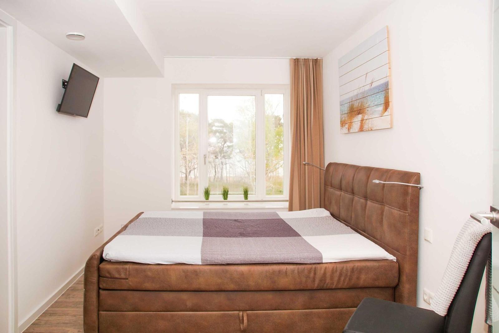 Schlafzimmer »Meer« Doppelbett (180x200), Kleiderschrank, TV