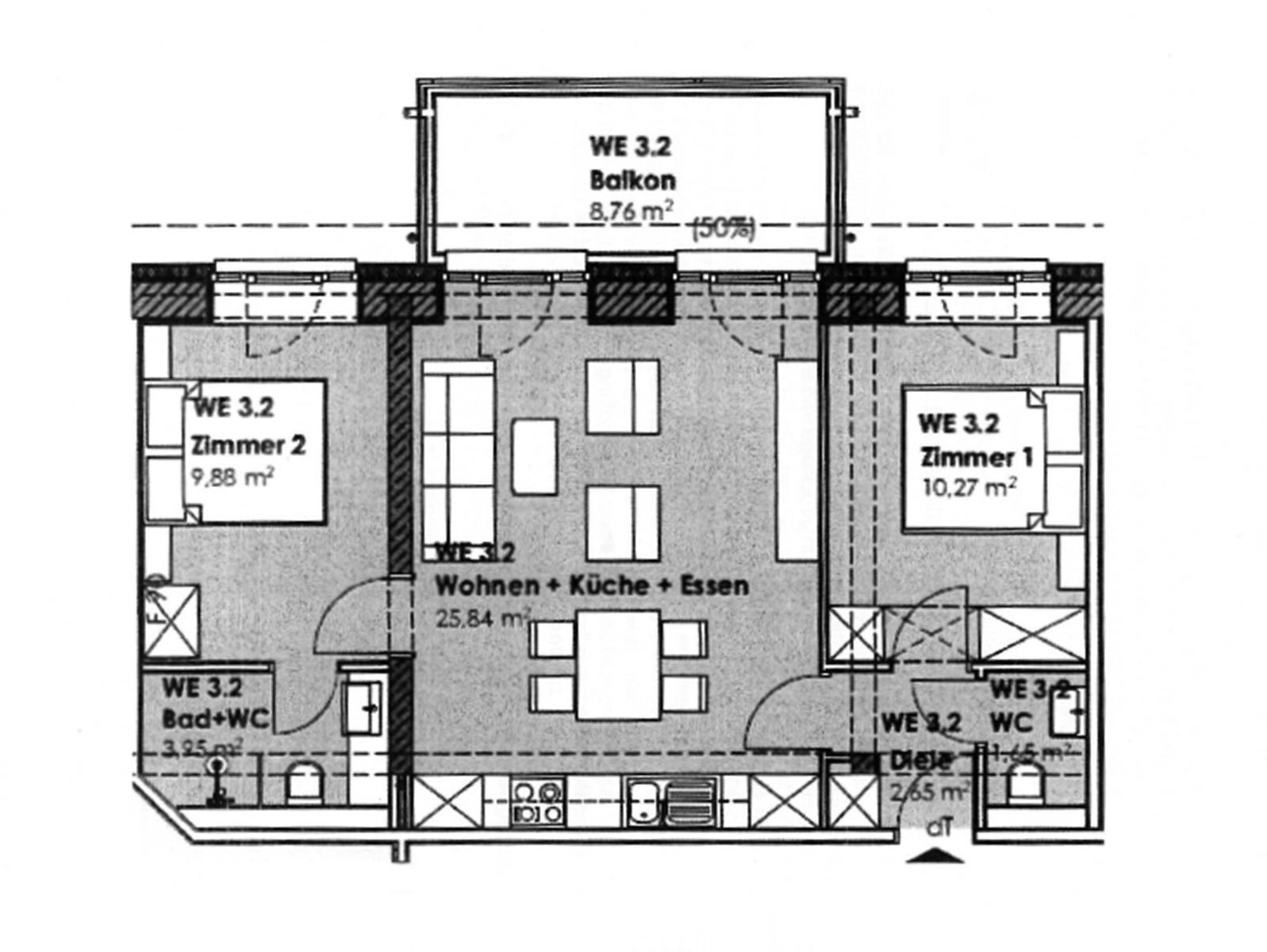Wohnung mit zwei Schlafzimmern, Küche, Bad und Balkon. Flächenangaben sind eingezeichnet.