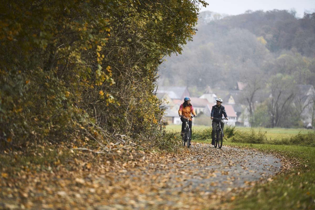 Wandern oder Radfahren direkt ab Ferienhaus auf dem Kocher-Jagst-Trail © Stefan Leitner