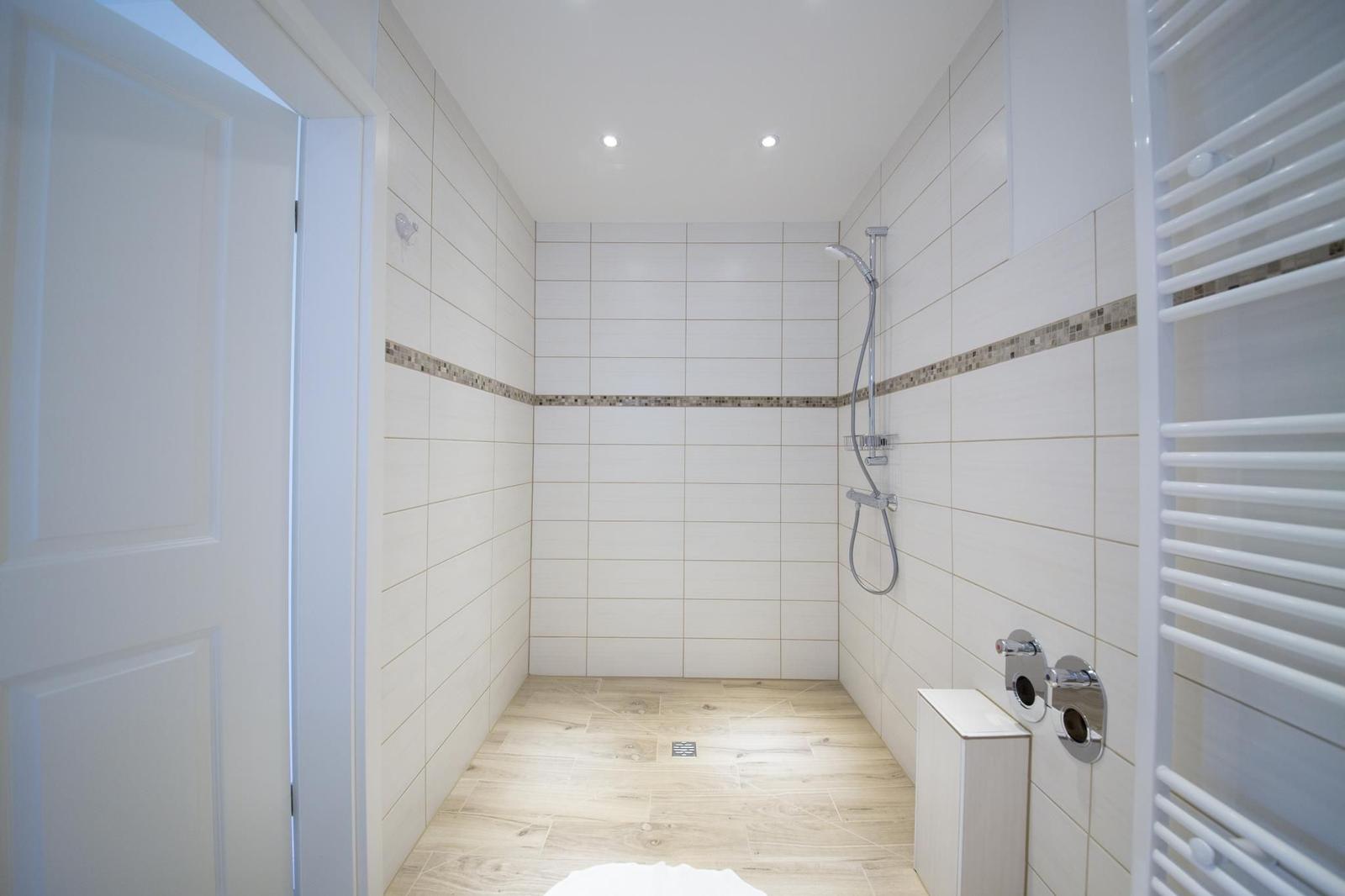 befahrbare Dusche