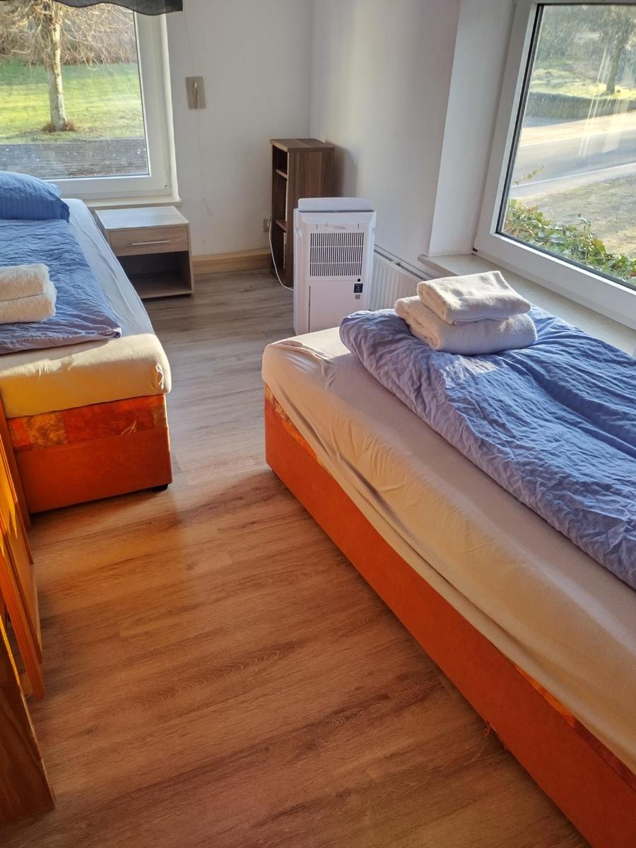 Schlafzimmer 2