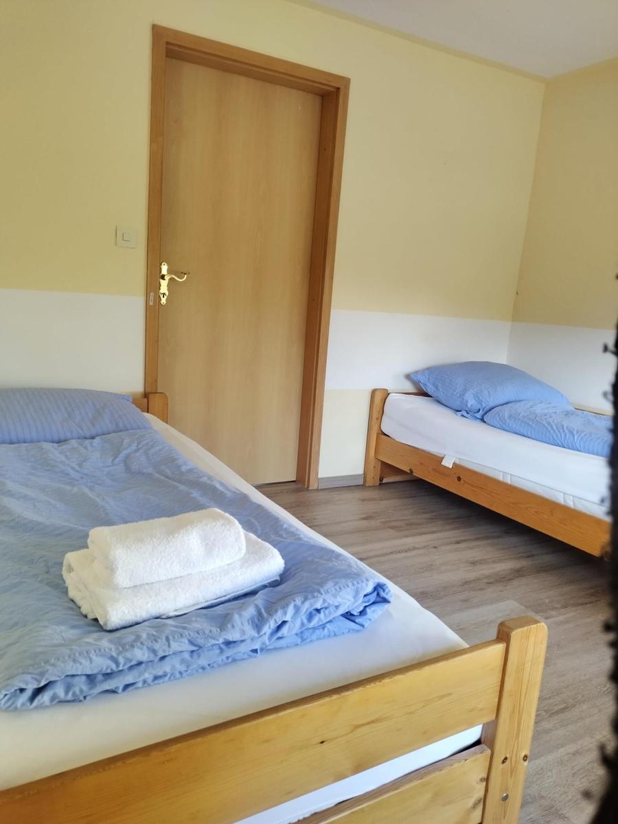 Schlafzimmer 3