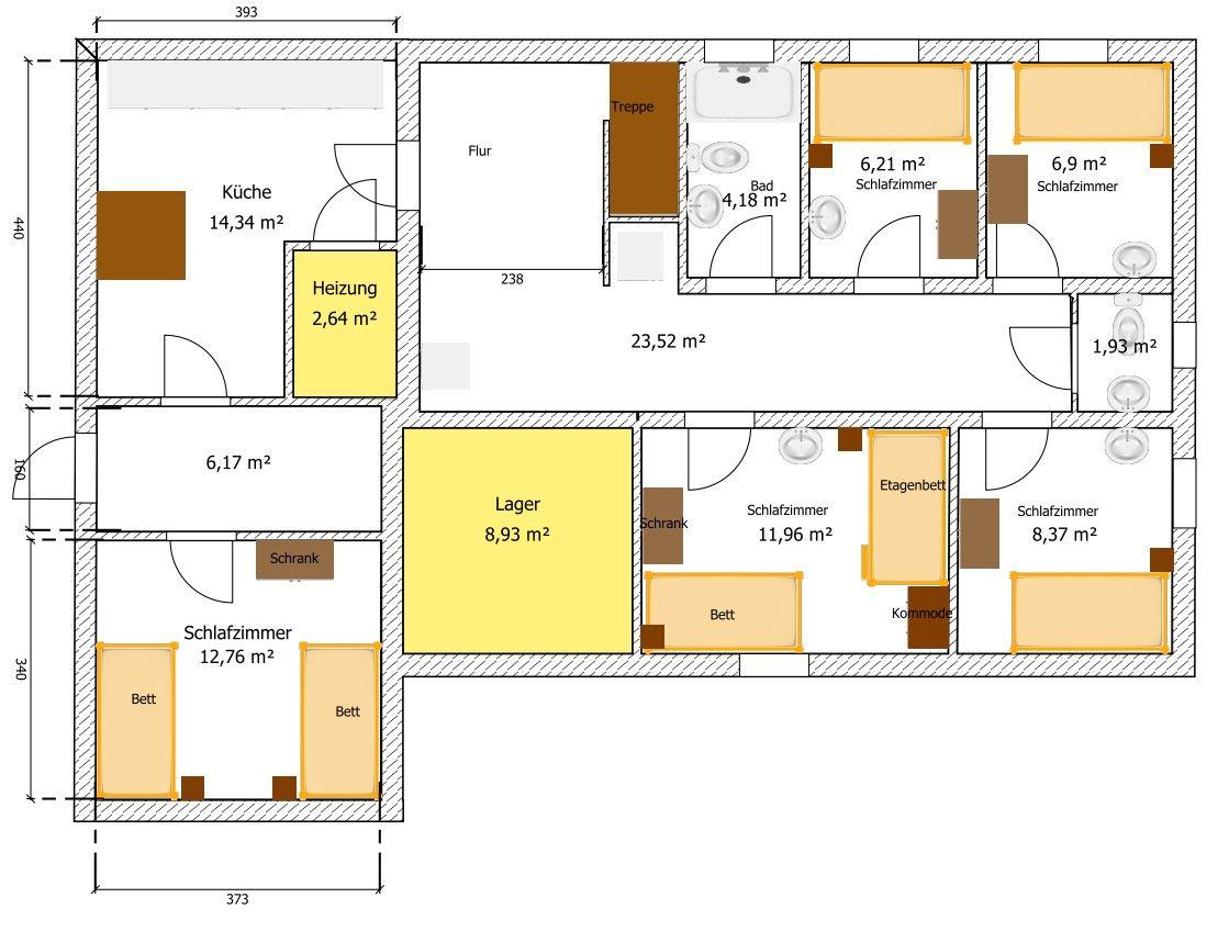 Dieses Haus hat eine Küche, mehrere Schlafzimmer und ein Bad.