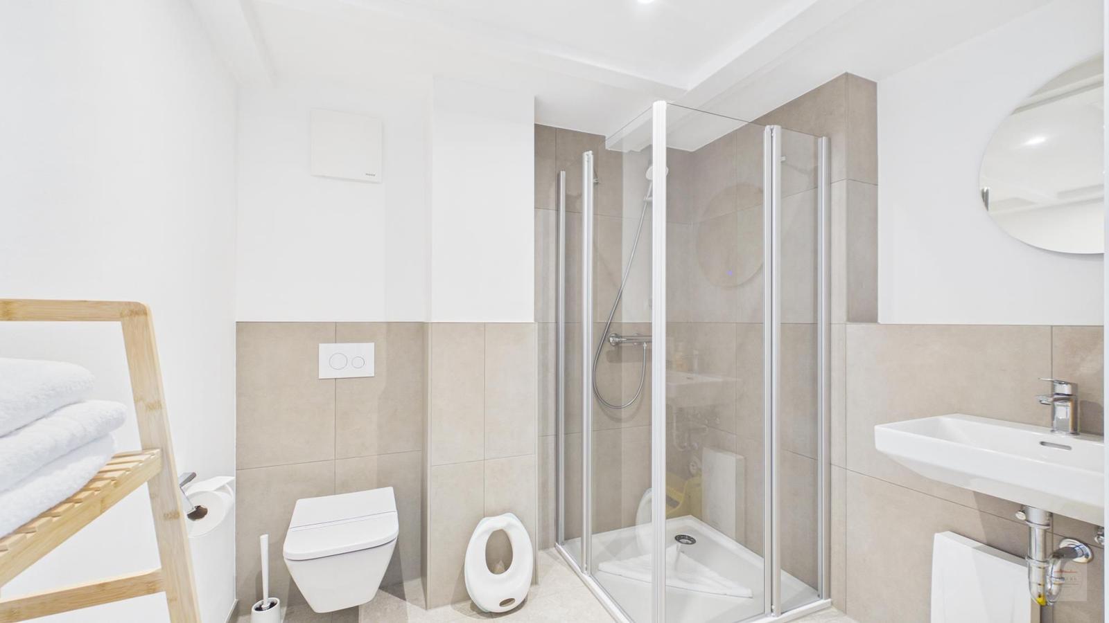 FamilyNest Madita, Altenwalder Chaussee 2, 27474 Cuxhaven