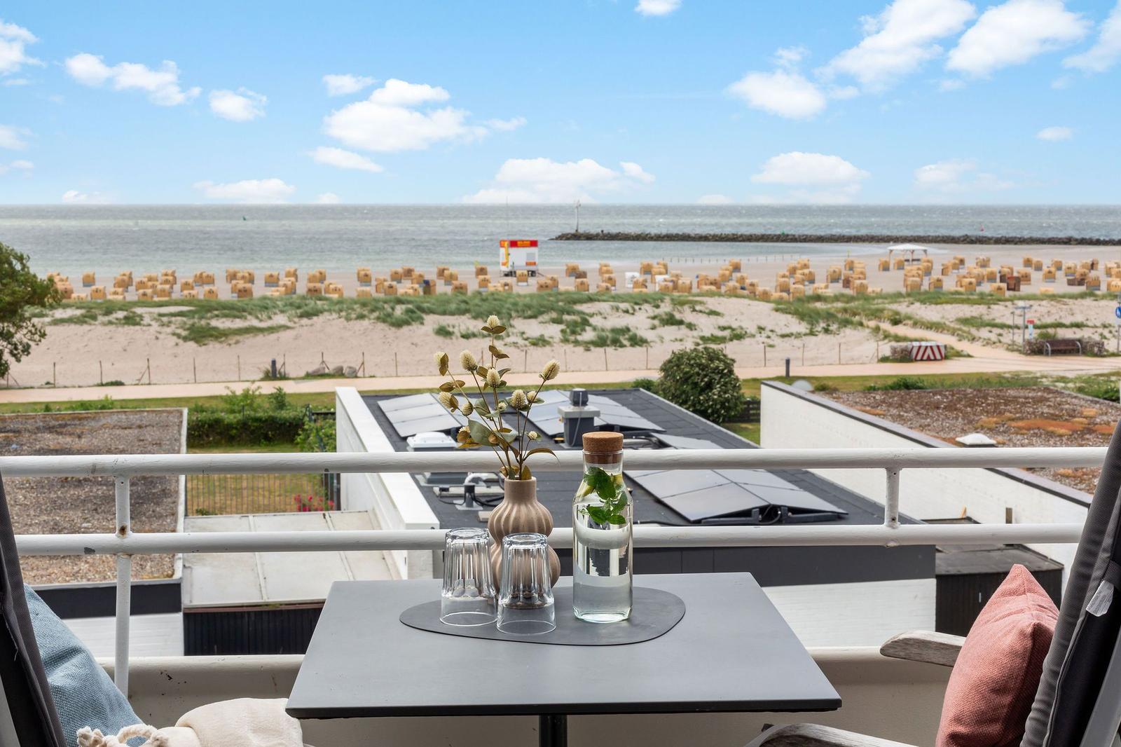 Balkon mit Meerblick