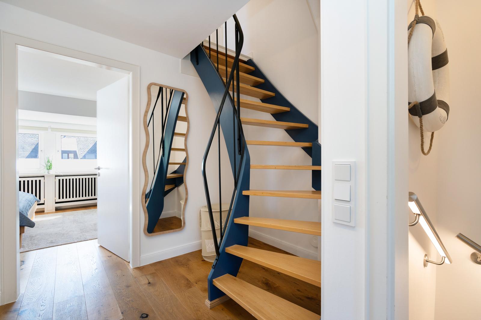 Treppe ins DG