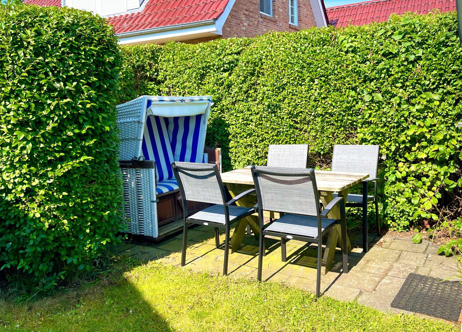 Zusätzlich zur Hauptterrase: Extra Grill-Terrasse.