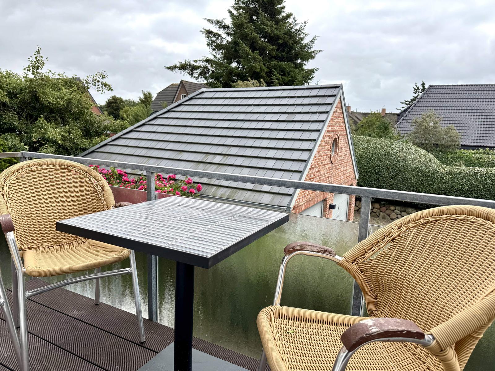 Möblierter Balkon