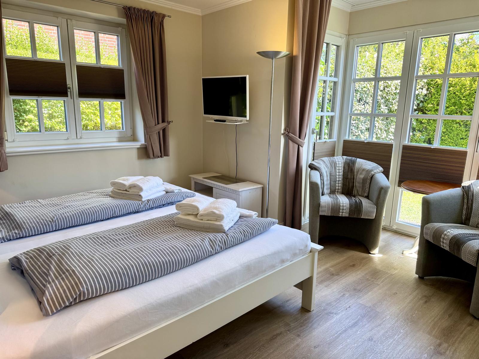 Doppelschlafzimmer (180x200 cm)