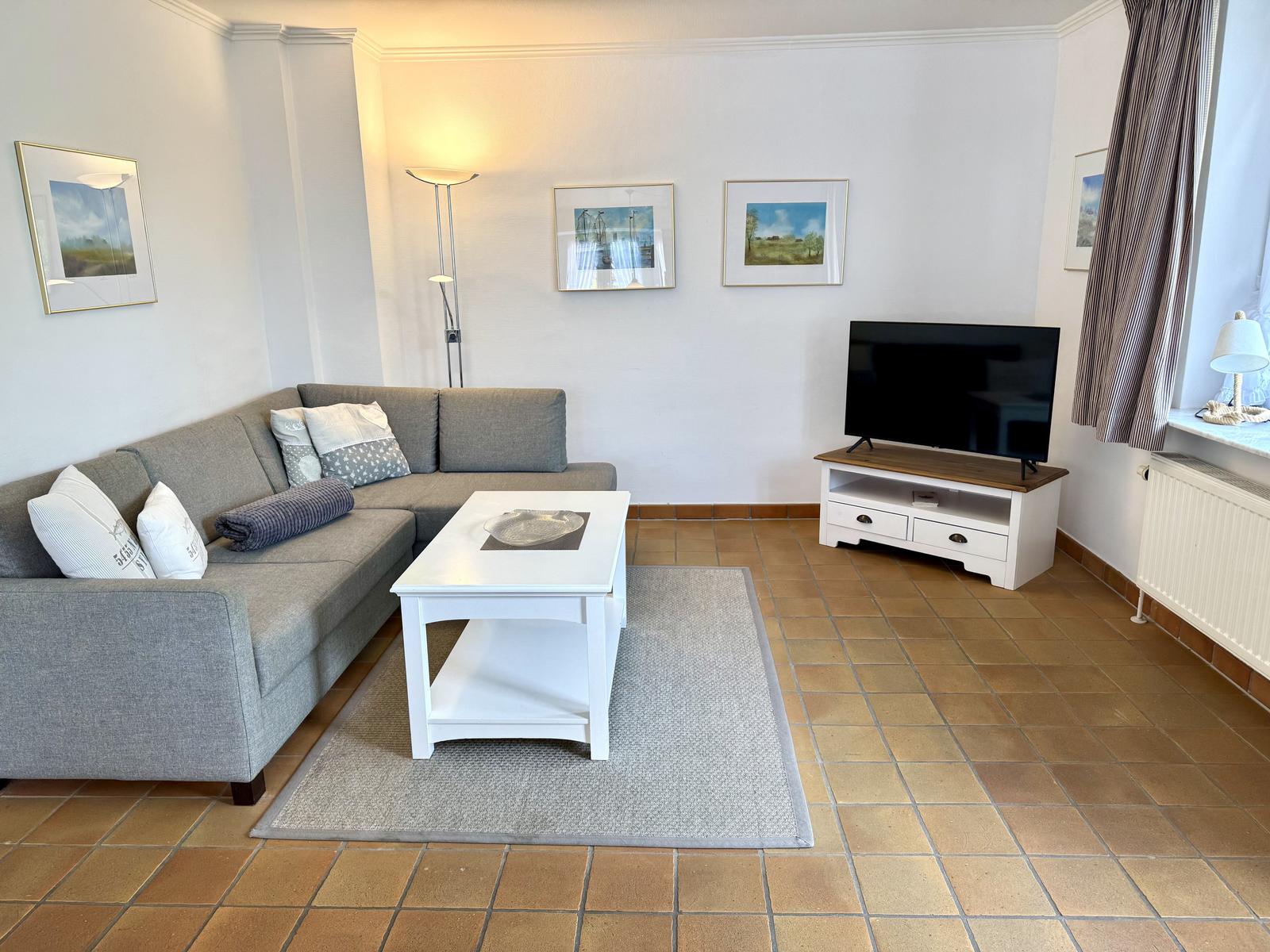 Wohnzimmer inkl. Schlafcouch
