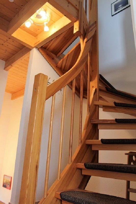 Treppe zum Dachgeschoss