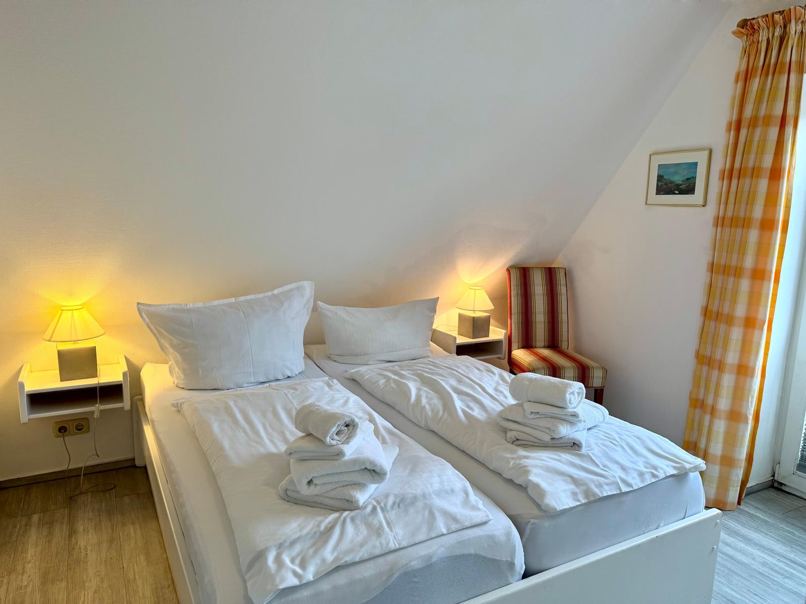 Doppelschlafzimmer (160x200 cm)