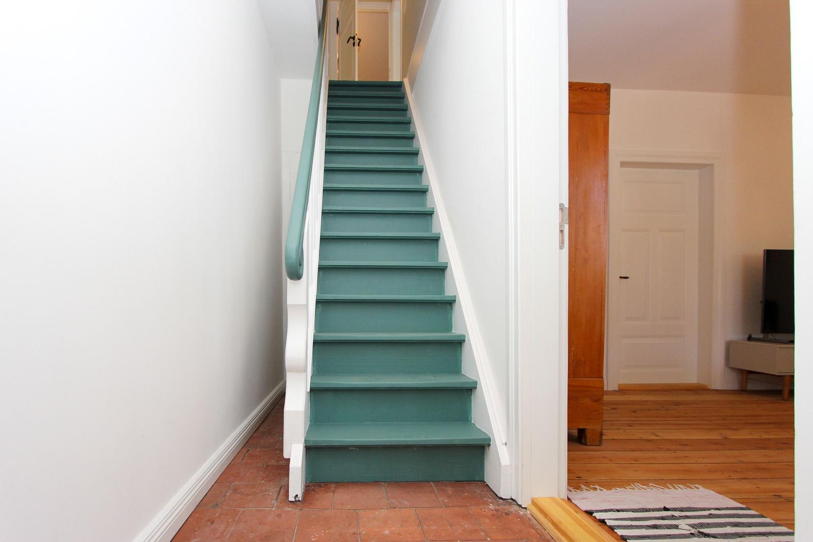 Treppe zum 1. Obergeschoss