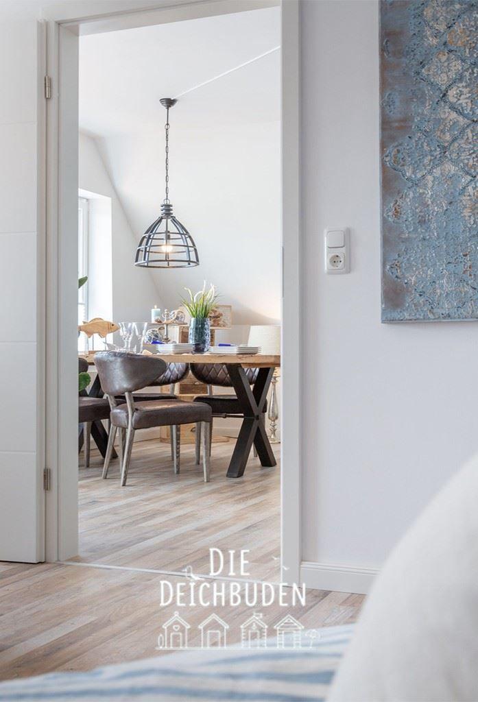 Sicht Schlafzimmer 1 in Wohnbereich...