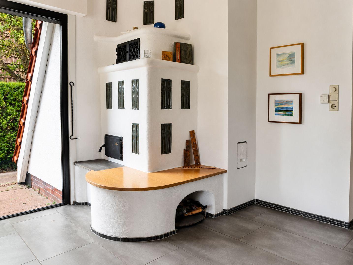 Kamin-/Ofen
