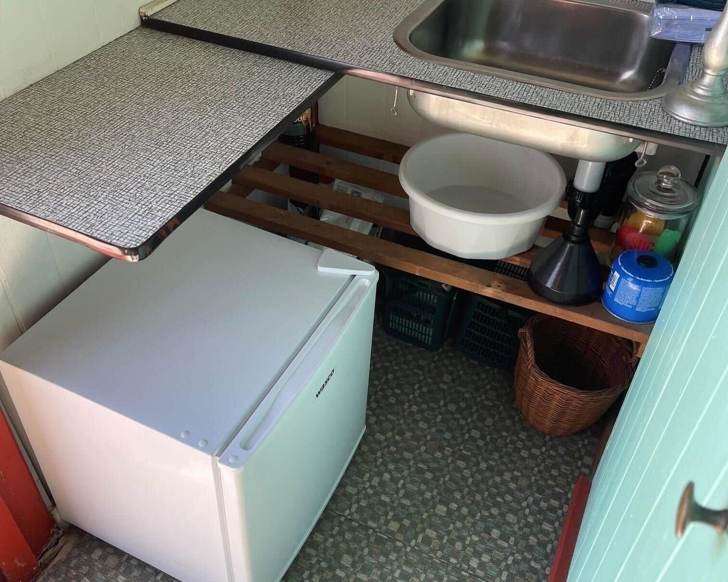 Apartment with kitchen, living room, bedroom, and bathroom. Terrace available.