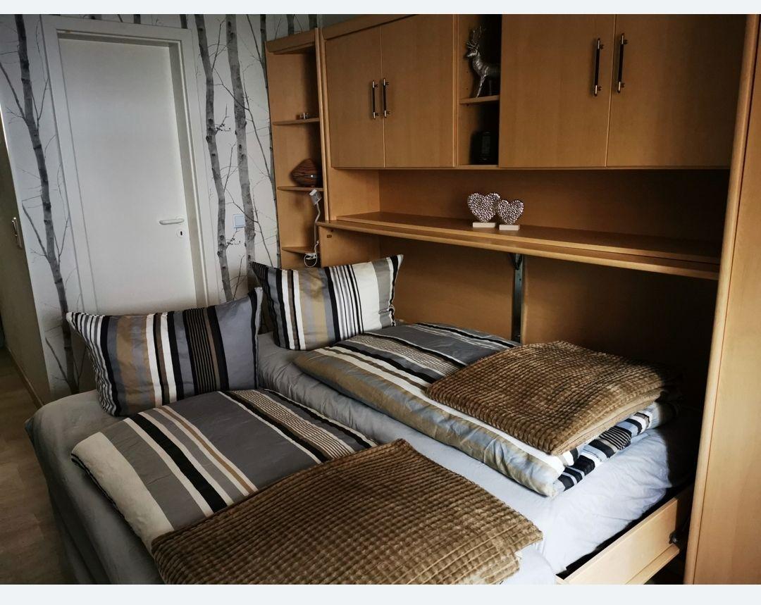Das ist Möglichkeit Nr.3 für 2 Personen . Das zweite Bett ist ein Gästebett was man individuell aufstellen kann.