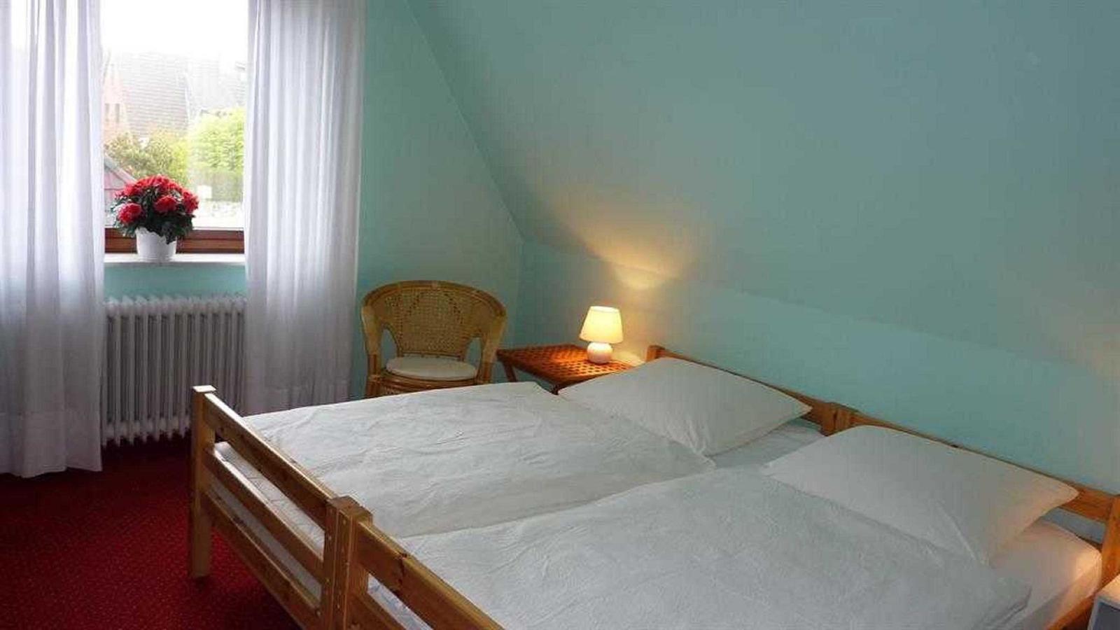 Schlafzimmer Nr. 1 mit Doppelbett