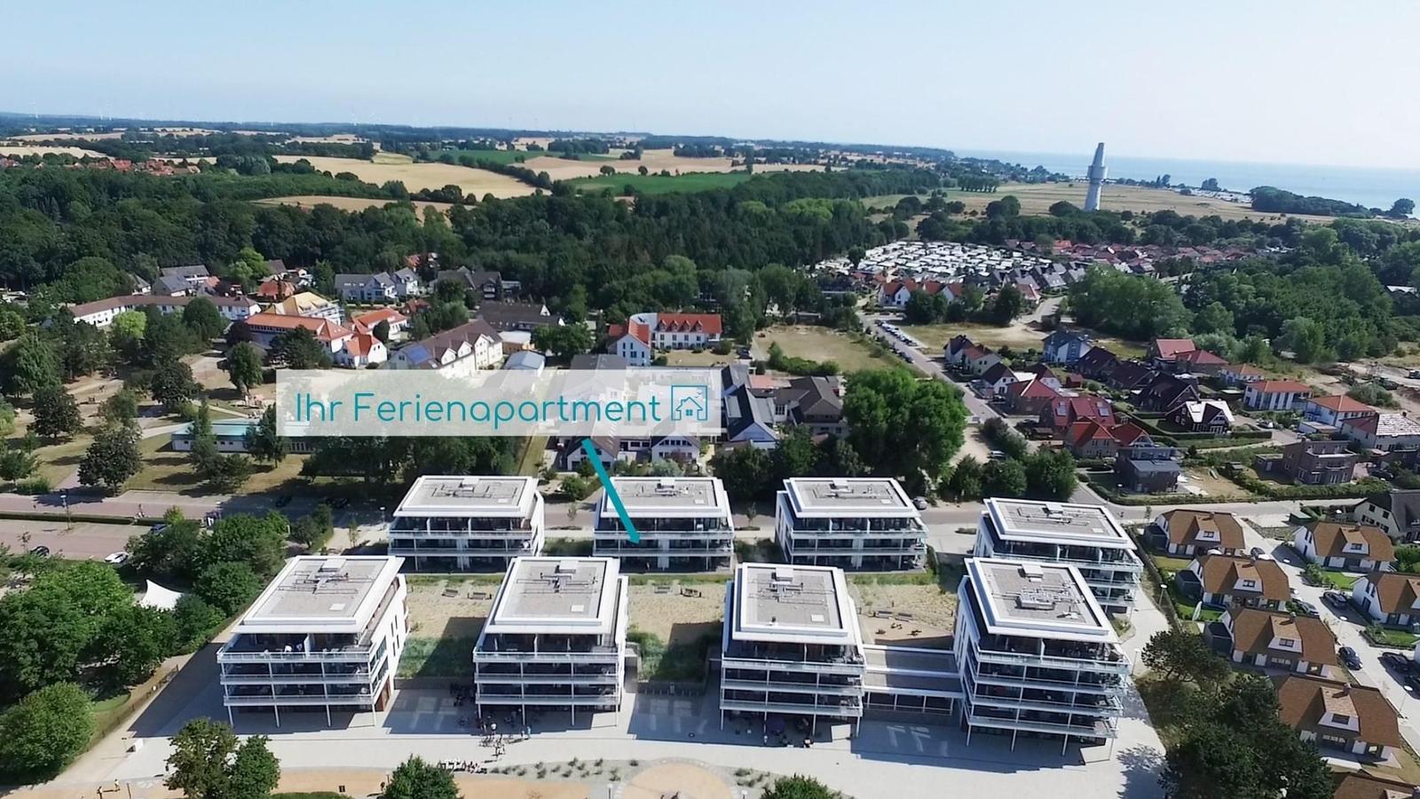 Wohnung mit Schlafzimmer, Küche/Wohnen/Essen, Bad und Balkon.