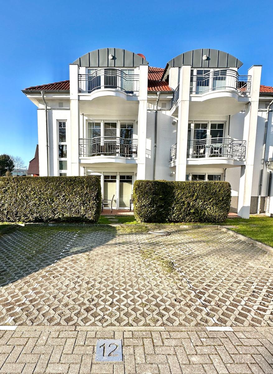 Parkplatz / Gartenanteil