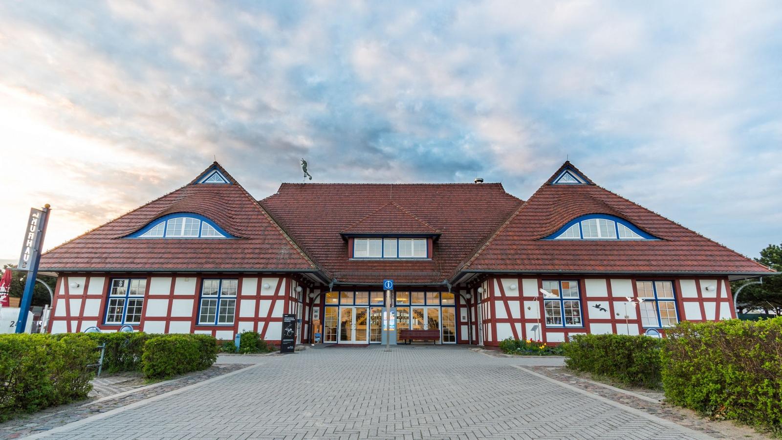 Seebrückenvorplatz von Zingst