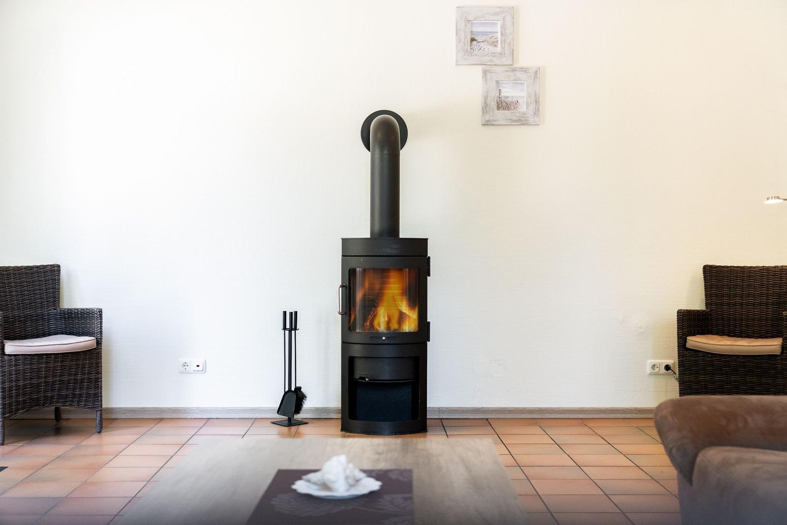 Kamin-/Ofen