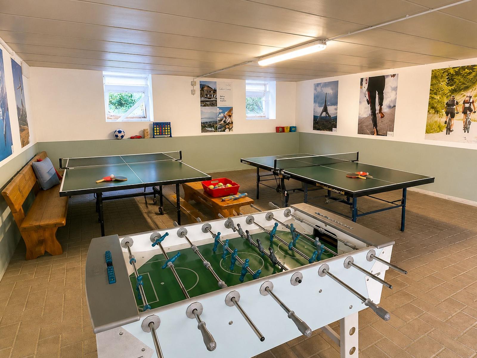 Tischtennis und Kicker
