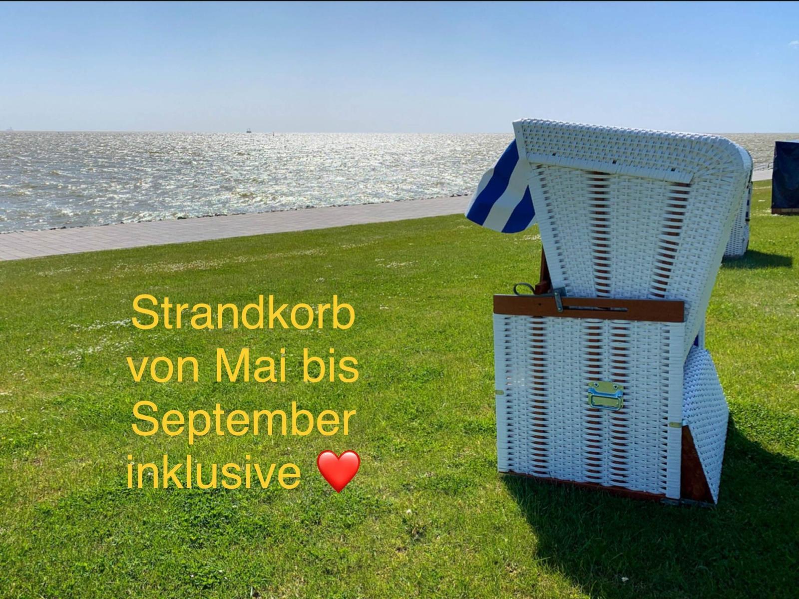 Zwei Schlafzimmer, Küche, Bad und Wohnbereich mit Essplatz.
