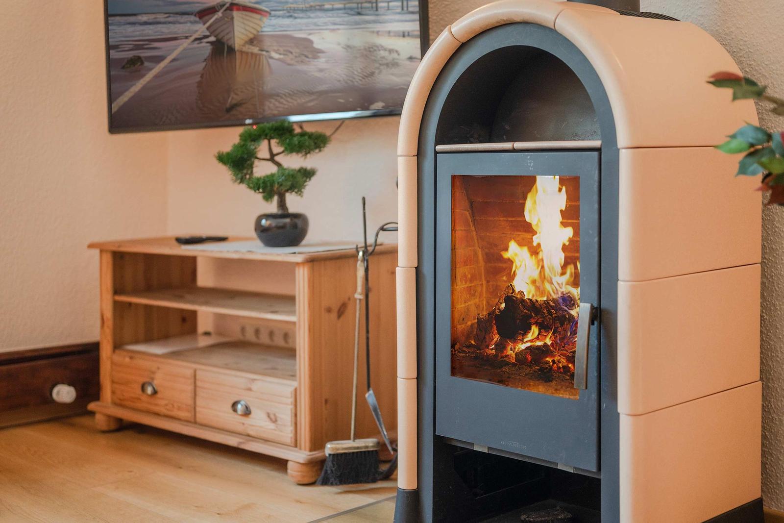 Kamin-/Ofen
