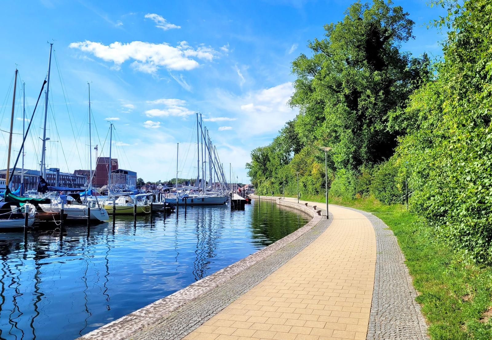 Blick auf den Seglerhafen