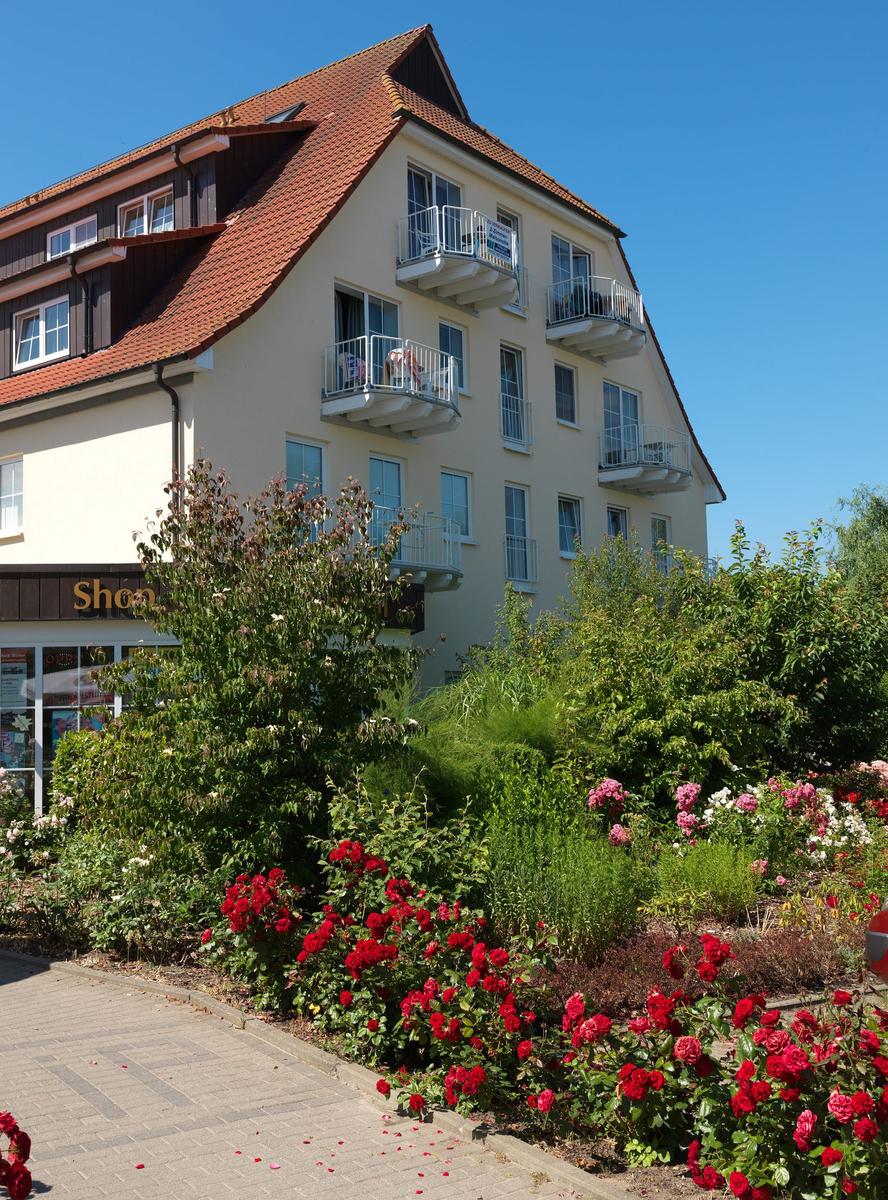 Luftbild von Landhaus a. Meer, Gollwitzer Park und FIP Park am Strand.